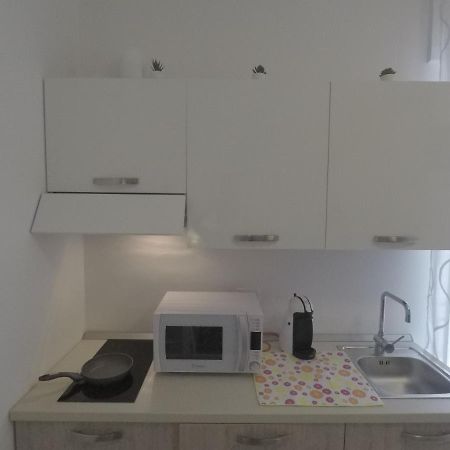 Le Dimore Di Magda 2 Apartment Polignano a Mare Bagian luar foto