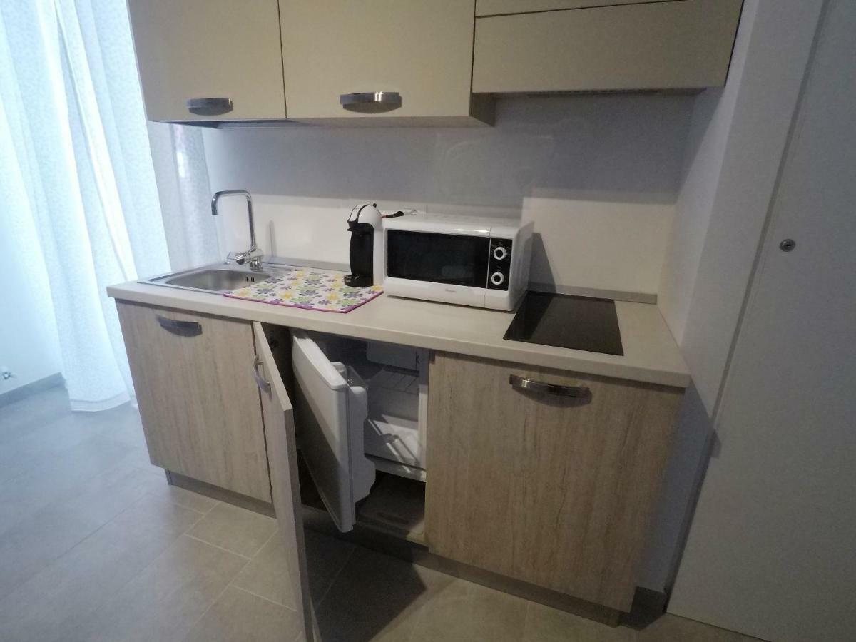 Le Dimore Di Magda 2 Apartment Polignano a Mare Bagian luar foto