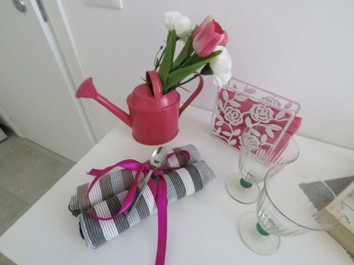Le Dimore Di Magda 2 Apartment Polignano a Mare Bagian luar foto